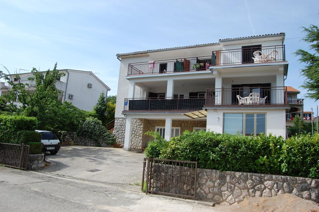 Apartments Dida By El-Pi Tours Нивице Екстериор снимка